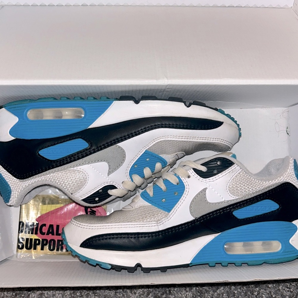 Nike Air Max 90